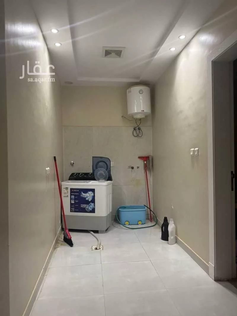 5 bedroom villa in Al Rimal 12