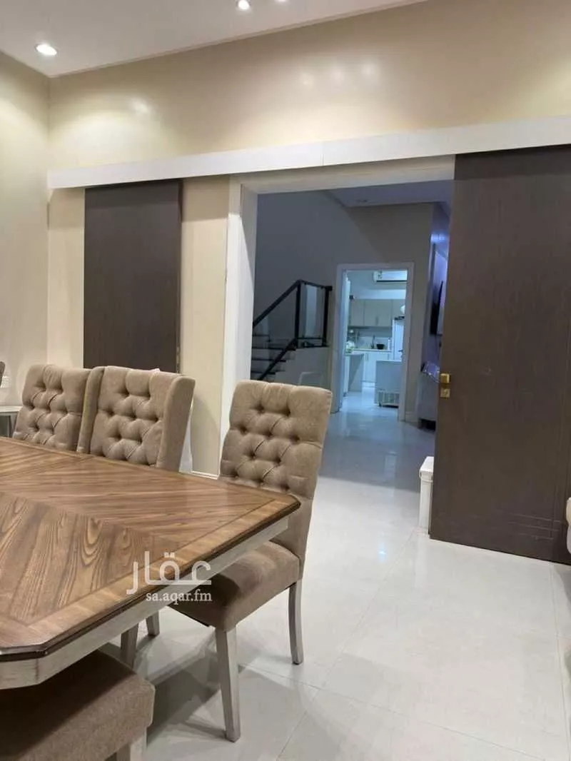 5 bedroom villa in Al Rimal 6
