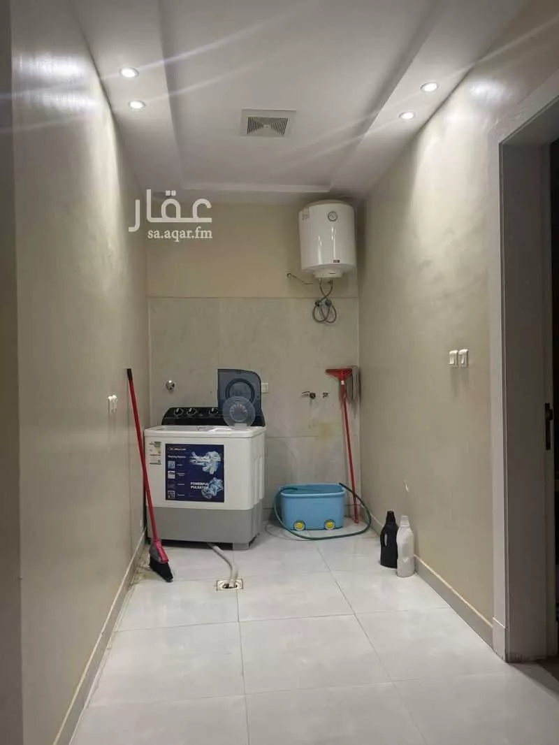 5 bedroom villa in Al Rimal 7