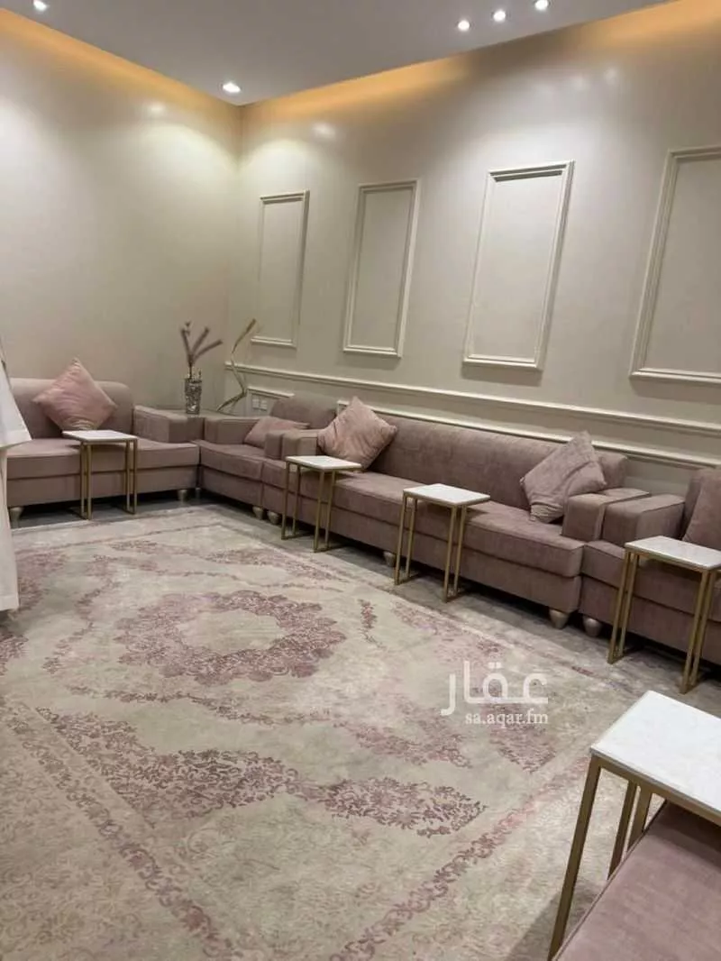 5 bedroom villa in Al Rimal 8