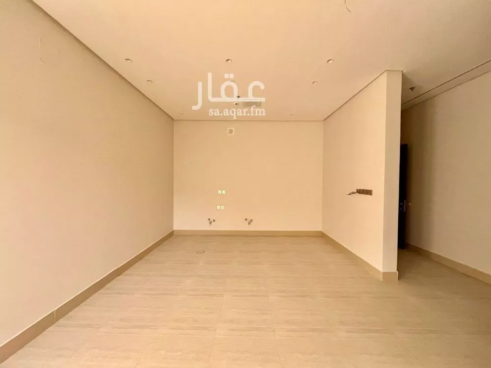 3 bedroom apartment in Al Mahdiyyah 6