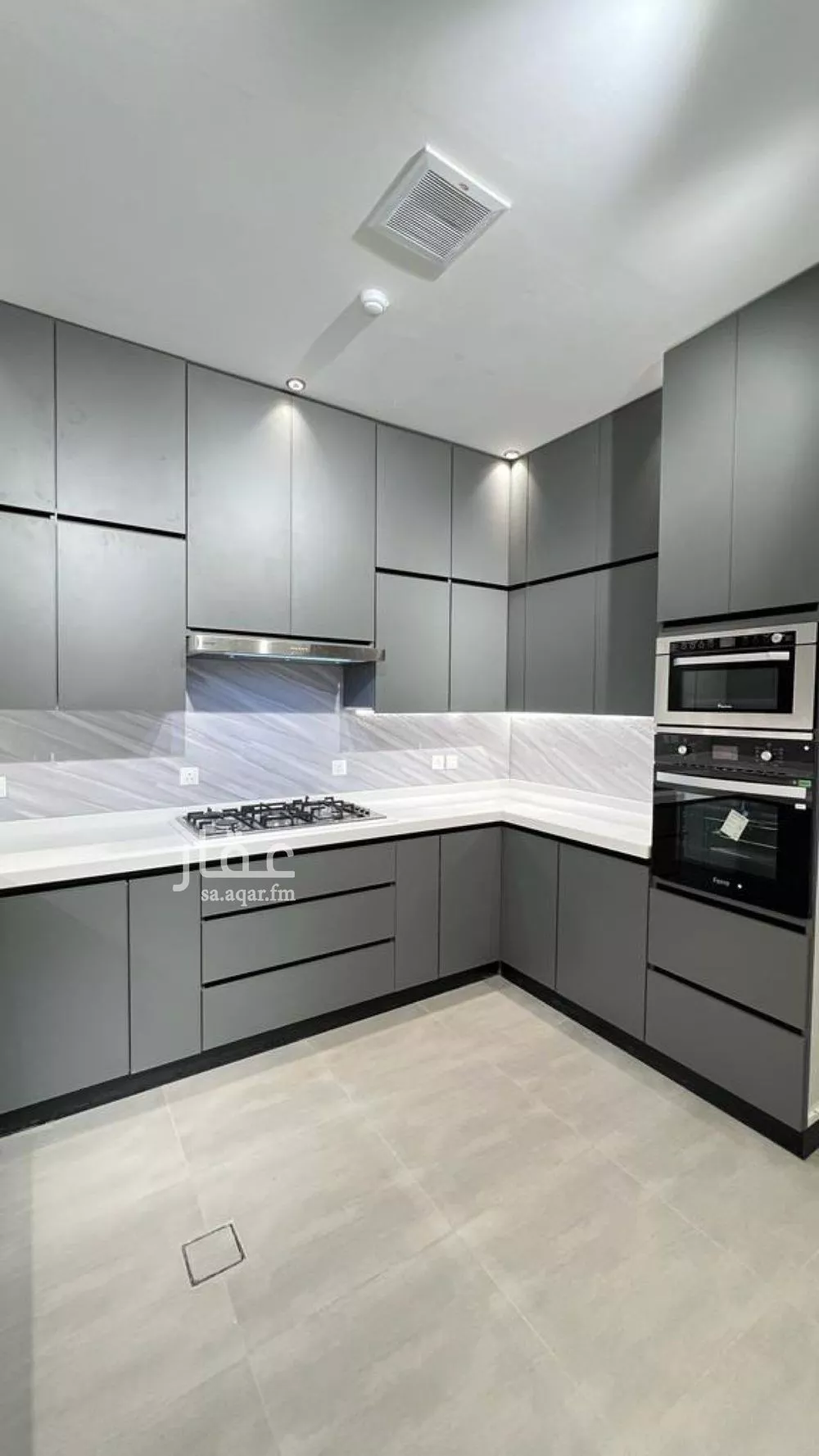 3 bedroom apartment in Al Malqa 7