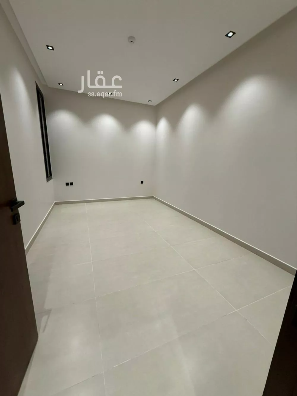 شقة 4 غرف في طويق 10