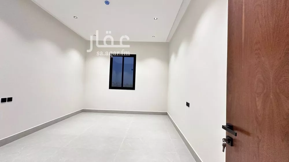 5 bedroom apartment in Al Marwa 11