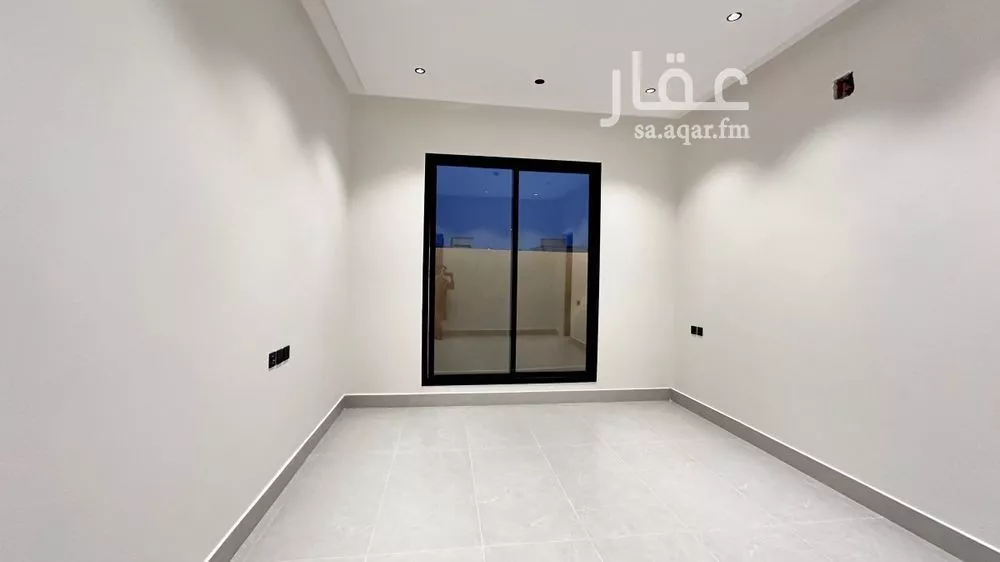 5 bedroom apartment in Al Marwa 6