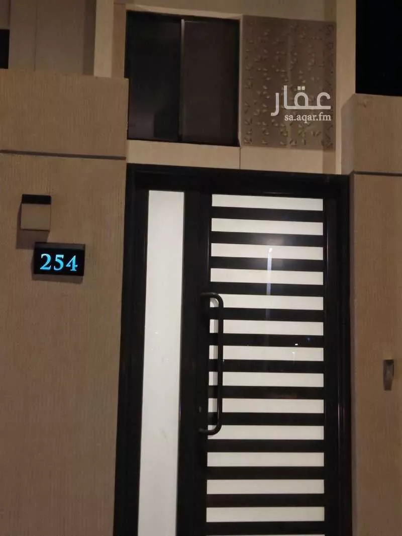 4 bedroom villa in Riyadh 2