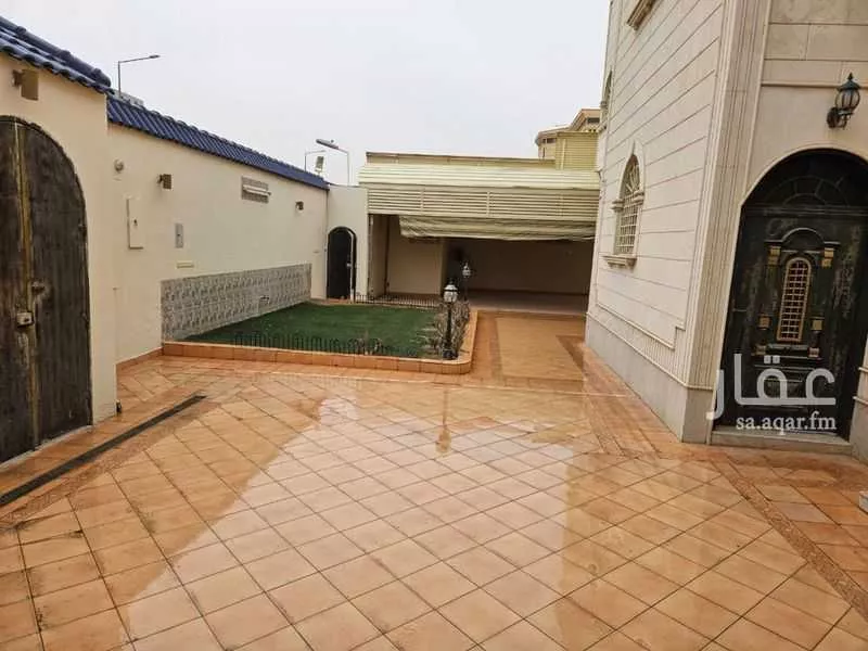 7 bedroom villa in Al Khaleej 12