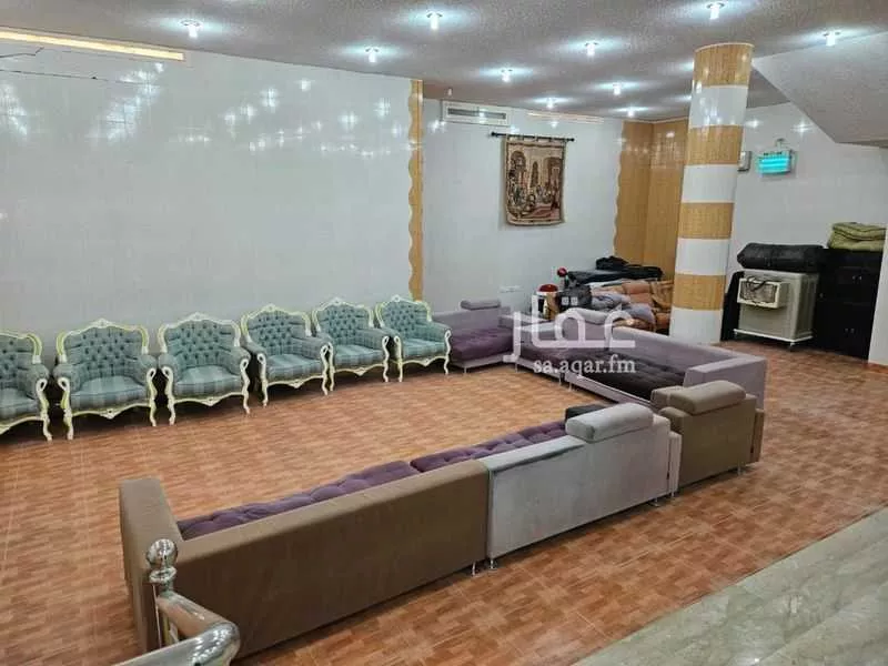 7 bedroom villa in Al Khaleej 16