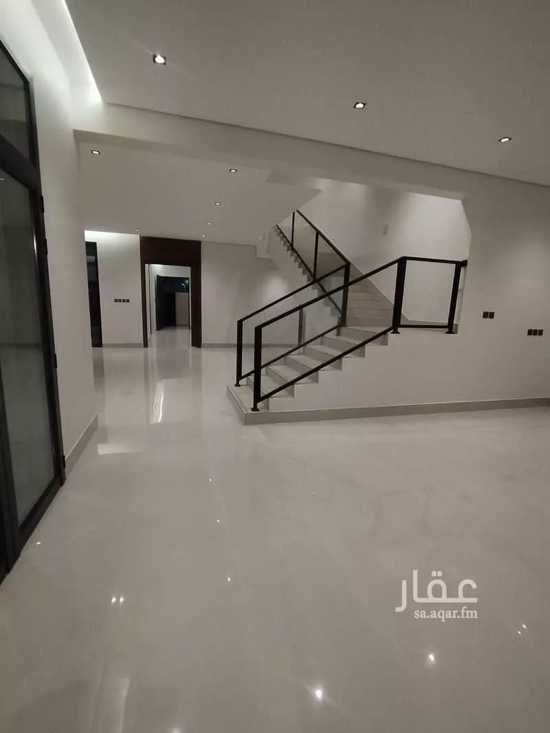 4 bedroom villa in Al Mahdiyyah 4