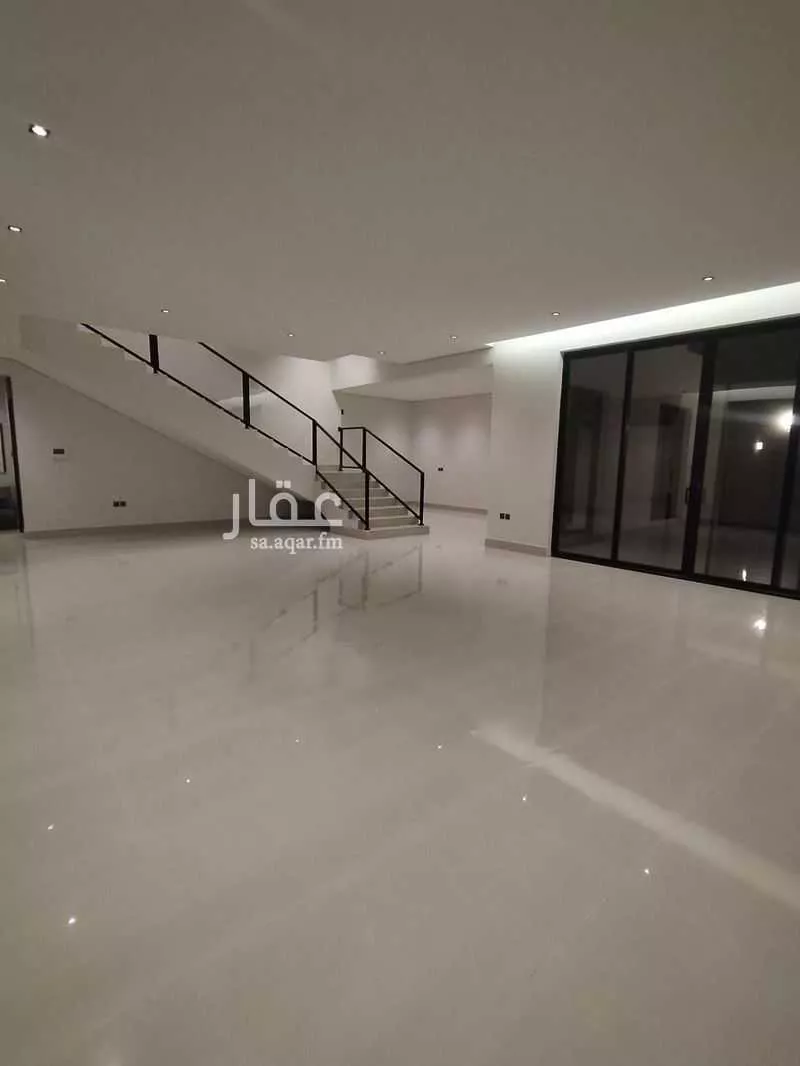 4 bedroom villa in Al Mahdiyyah 6
