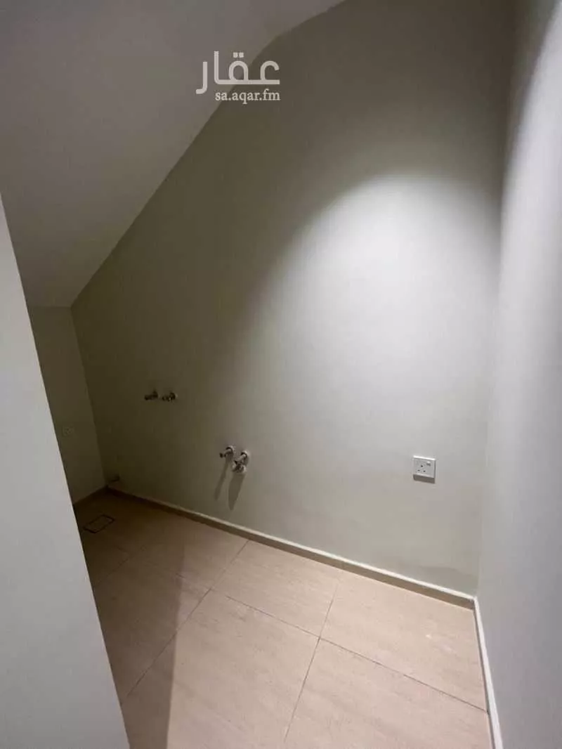 فيلا 3 غرف في العارض 13