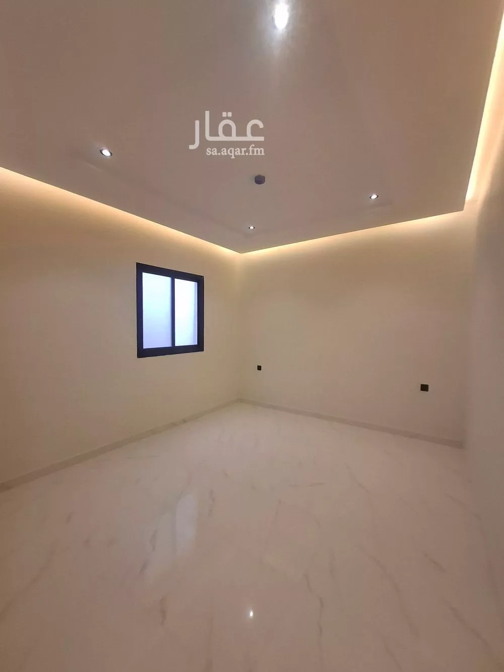5 bedroom apartment in Al Hazm 9