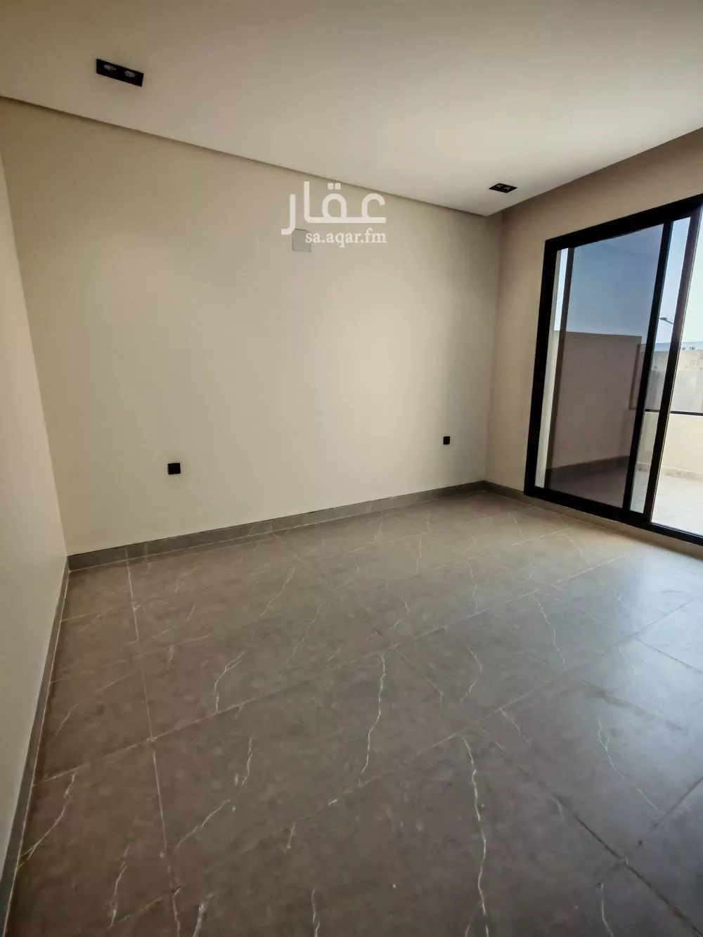 5 bedroom floor in Ishbiliyah 12