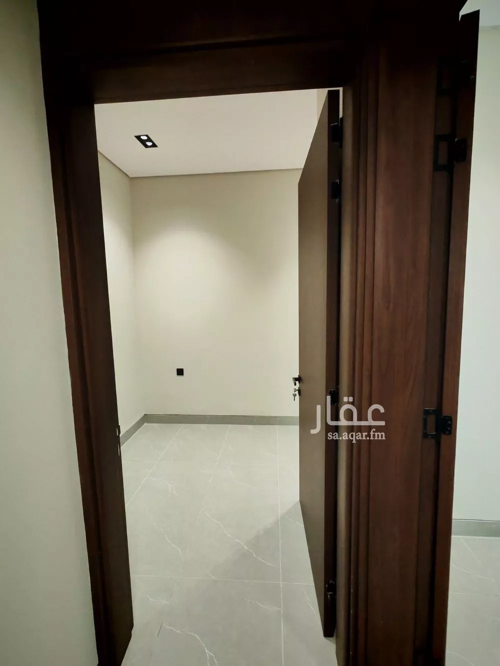 5 bedroom floor in Ishbiliyah 15