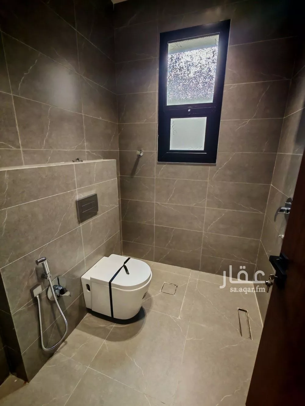 5 bedroom floor in Ishbiliyah 5