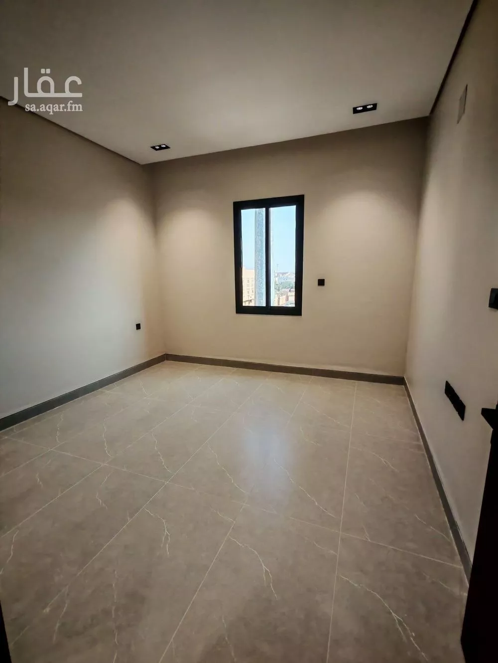 5 bedroom floor in Ishbiliyah 7