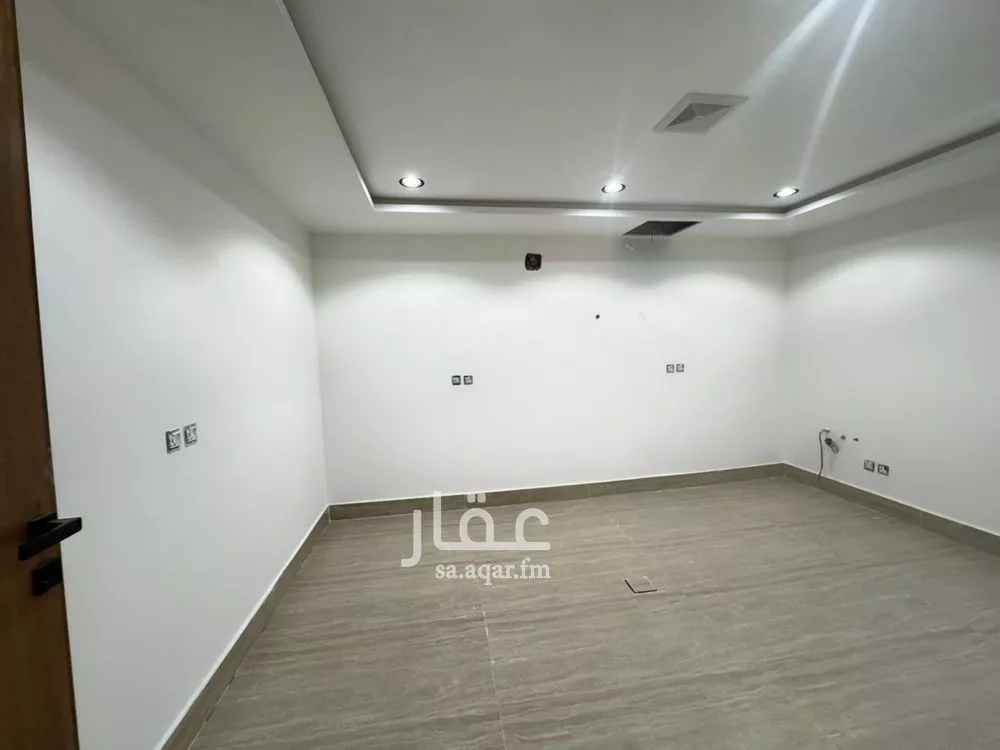 5 bedroom apartment in Tuwaiq 9