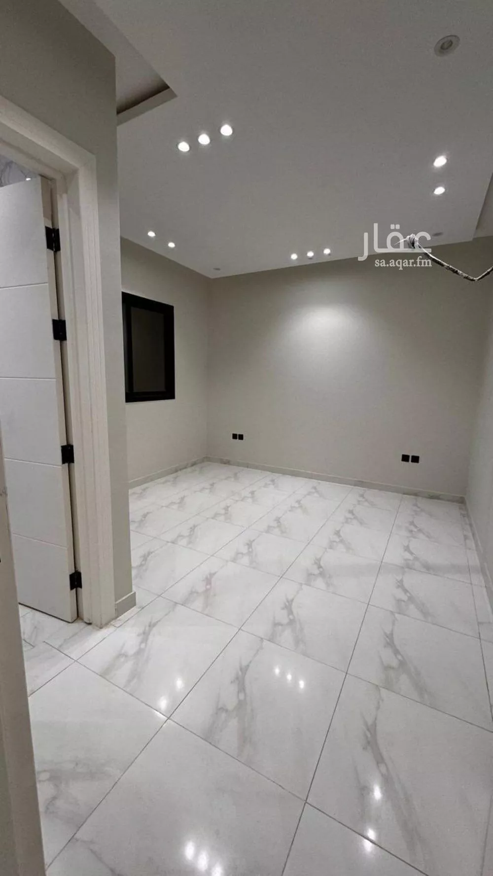 4 bedroom apartment in Dhahrat Namar 4