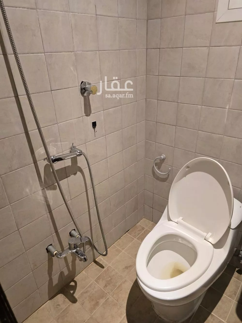 شقة 3 غرف في الربيع 10