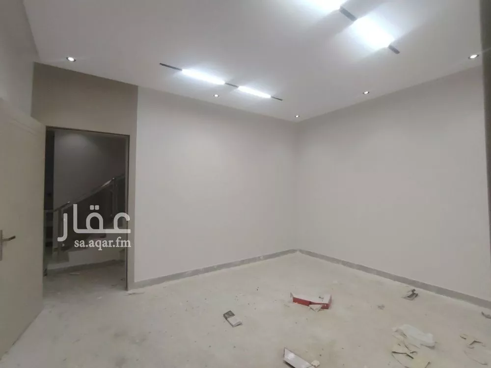 دور 5 غرف في طيبة 7
