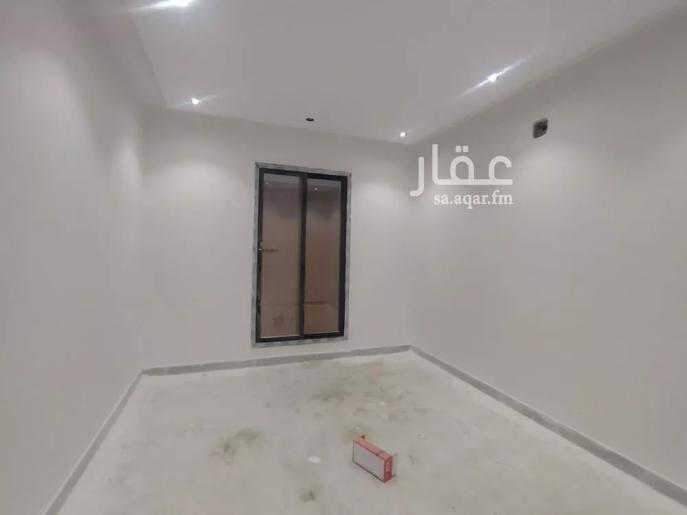 دور 5 غرف في طيبة 10