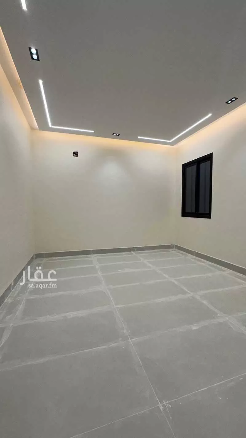 فيلا 7 غرف في الشرق 3