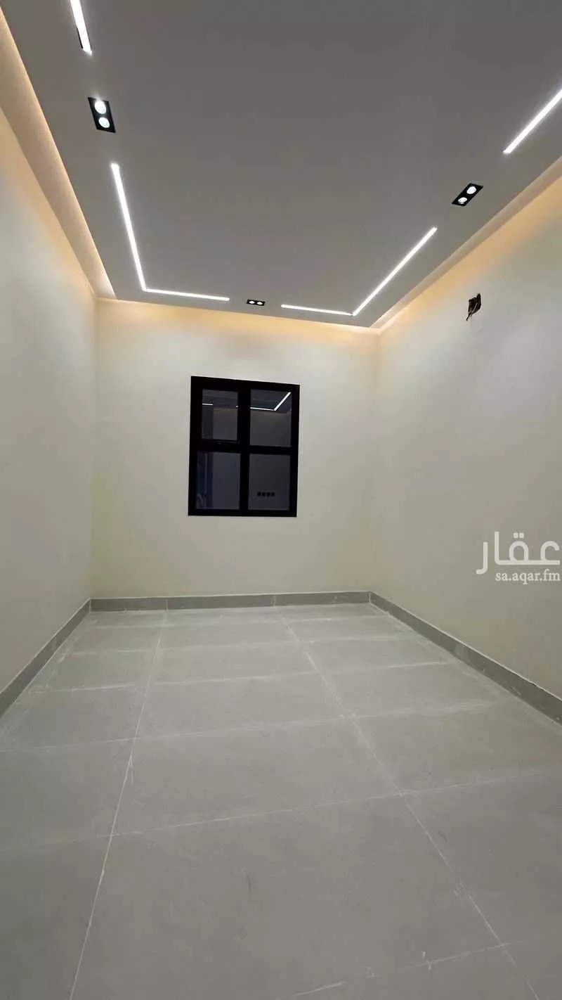 فيلا 7 غرف في الشرق 8