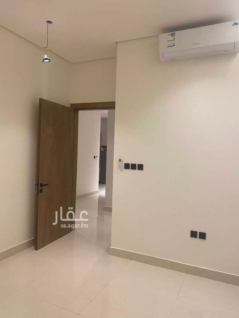 فيلا 3 غرف في النخيل 6