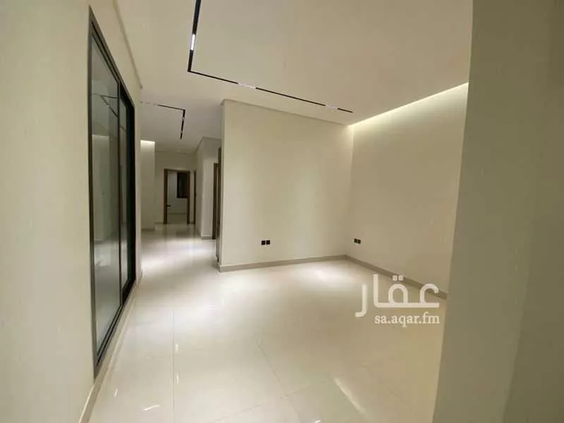 فيلا 3 غرف في النخيل 10