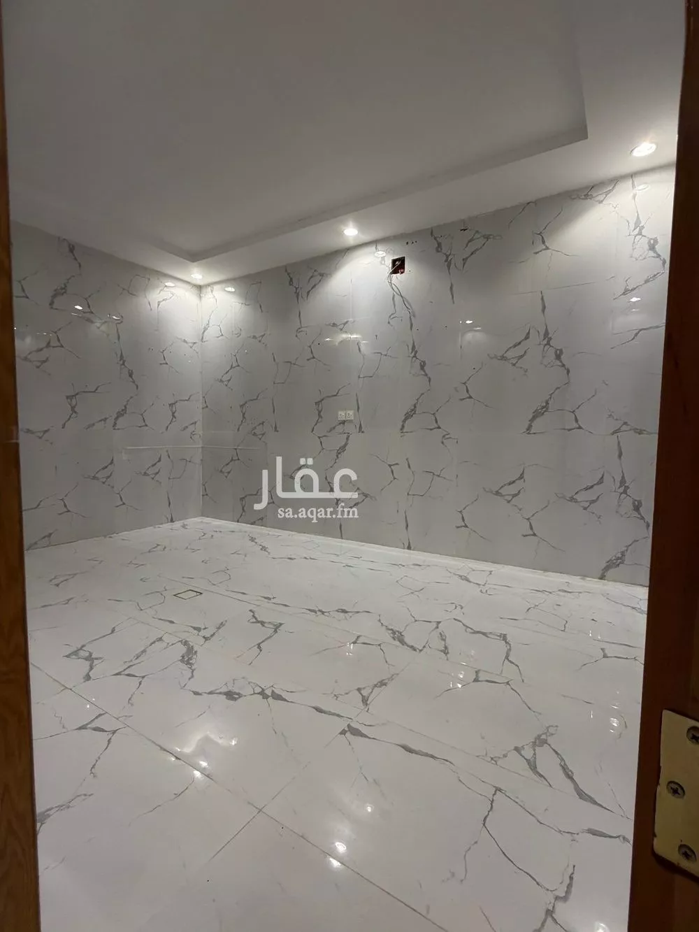 فيلا 5 غرف في طويق 14
