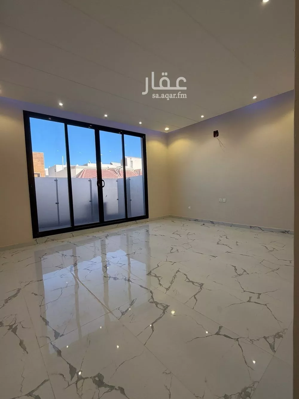 فيلا 5 غرف في طويق 27