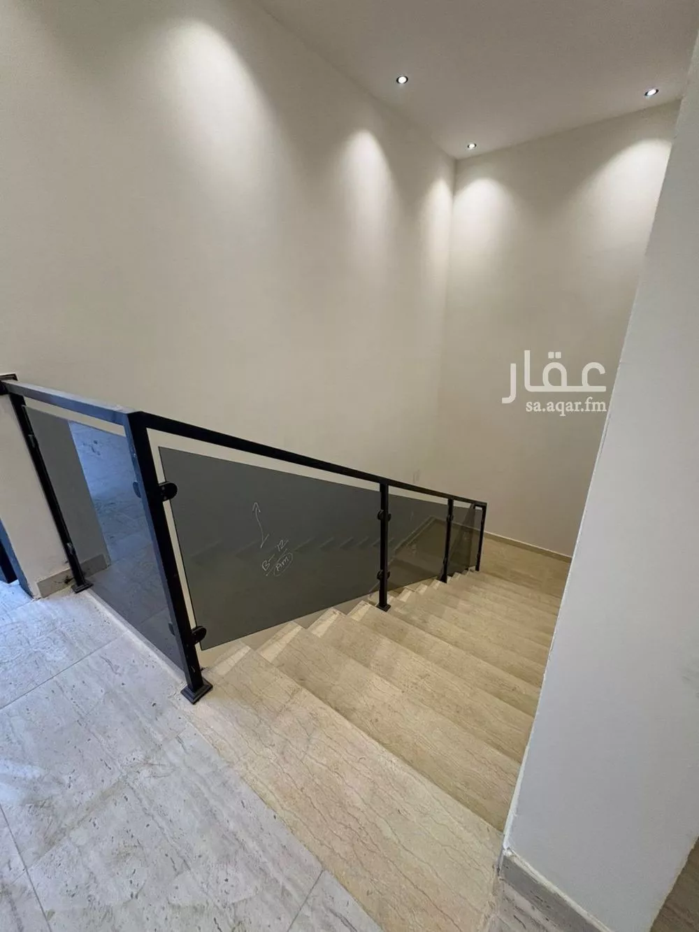 فيلا 7 غرف في طويق 27