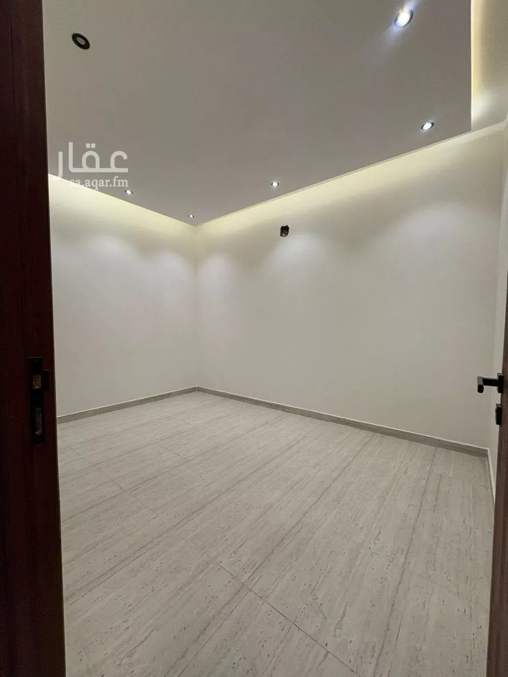 فيلا 7 غرف في طويق 30