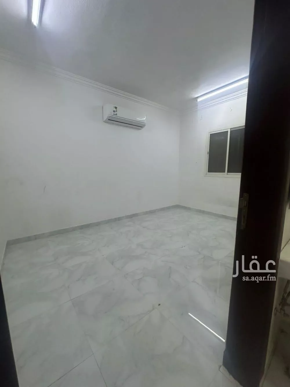 فيلا 6 غرف في القادسية 3