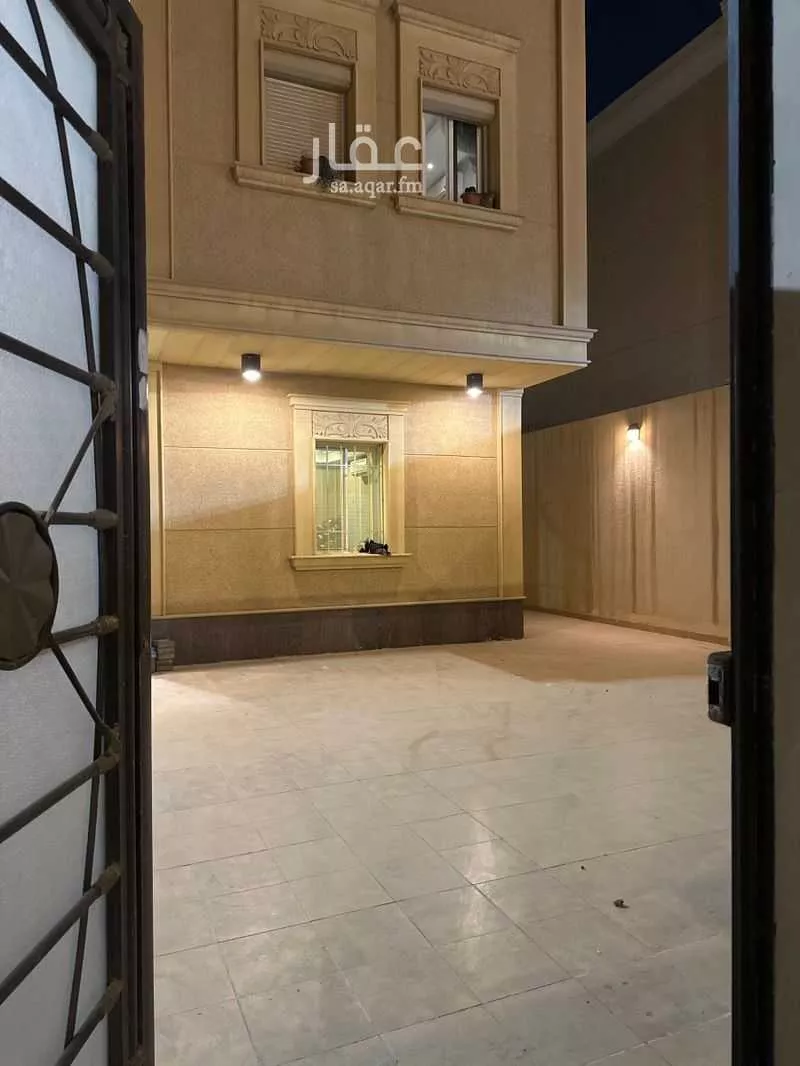 6 bedroom villa in Dhahrat Laban 2