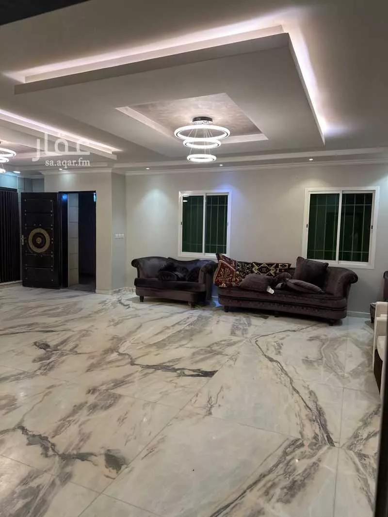 6 bedroom villa in Dhahrat Laban 11