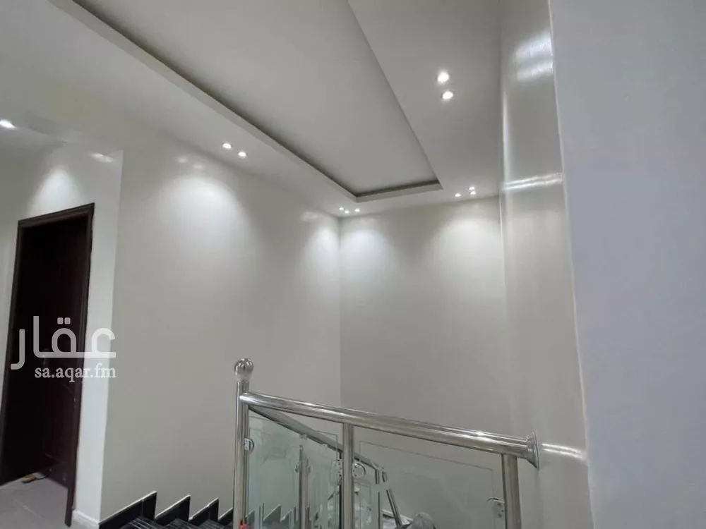 4 bedroom apartment in Al Yasmin 5