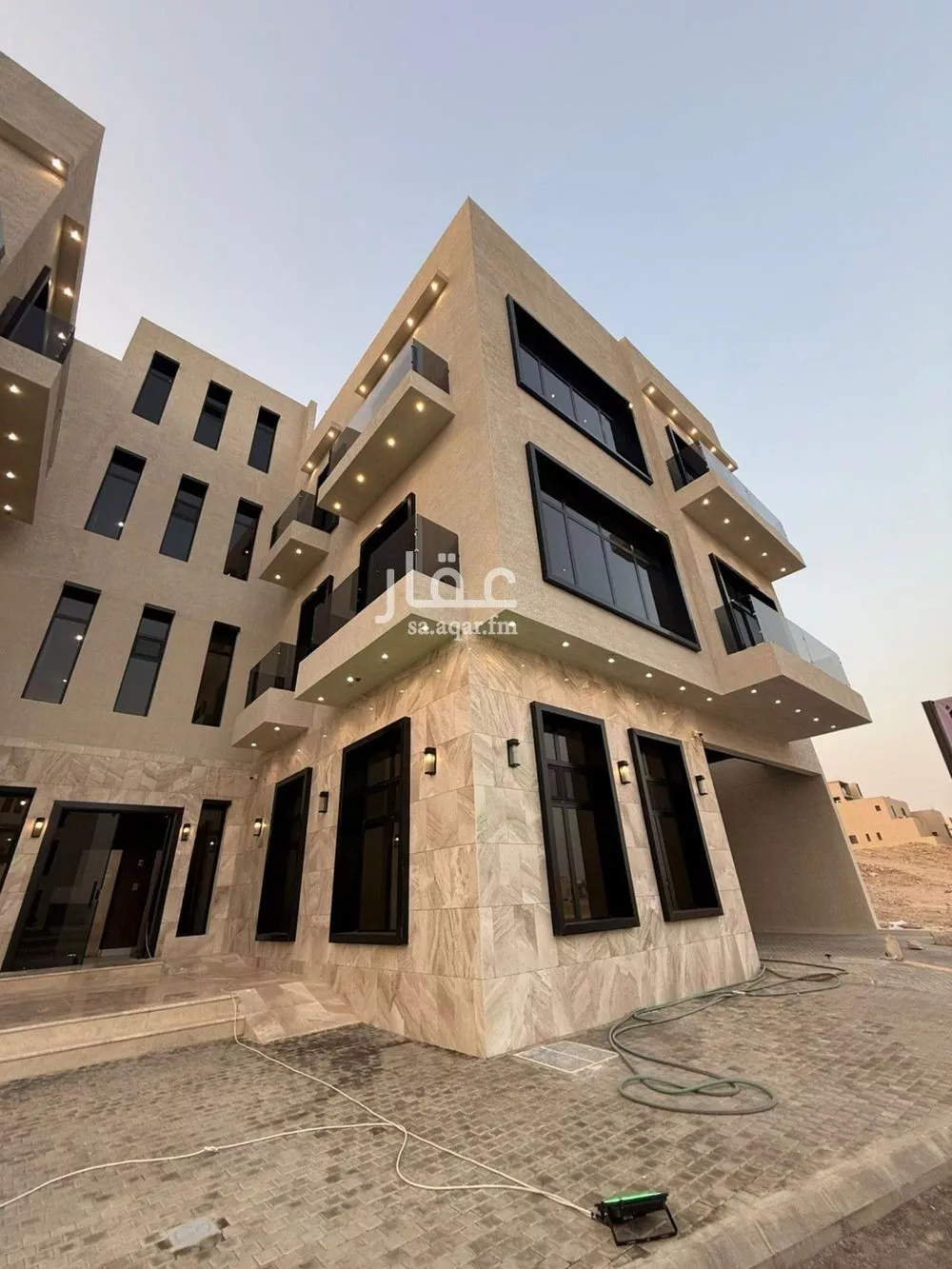 5 bedroom apartment in Al Mahdiyyah 4