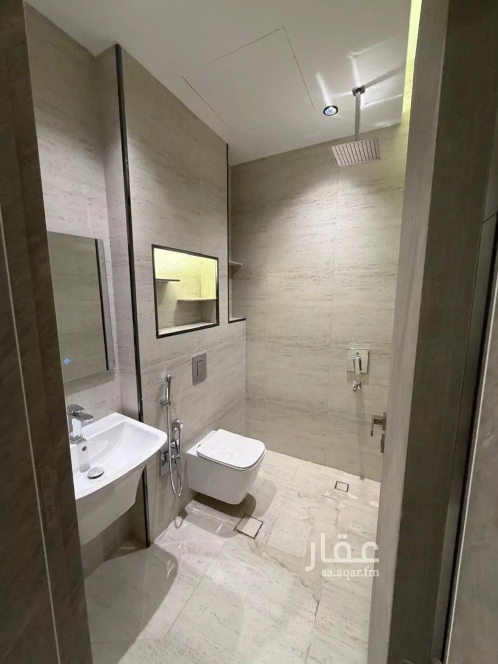 3 bedroom apartment in Dhahrat Laban 11
