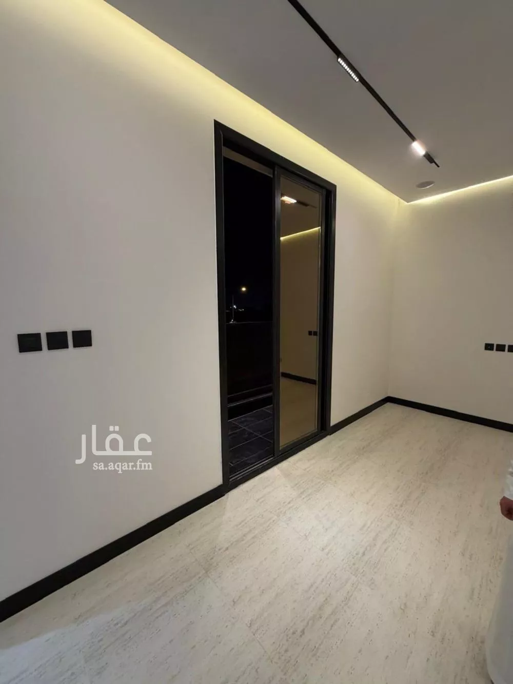 3 bedroom apartment in Dhahrat Laban 7
