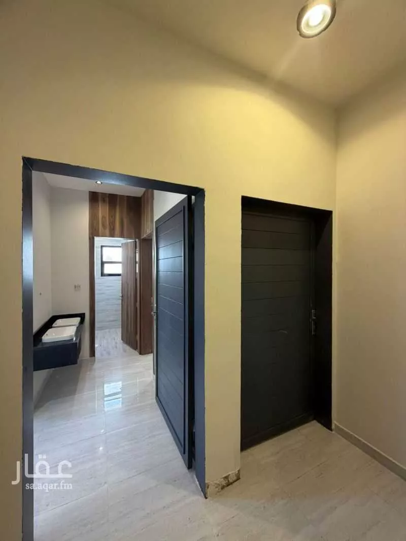 3 bedroom floor in Al Qadisiyah 12