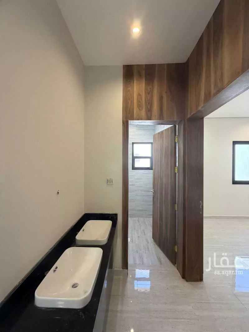 3 bedroom floor in Al Qadisiyah 10