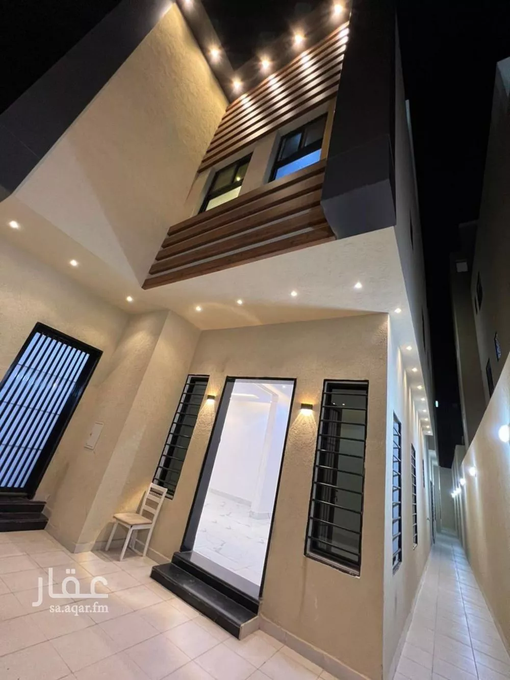 فيلا 6 غرف في القادسية 12