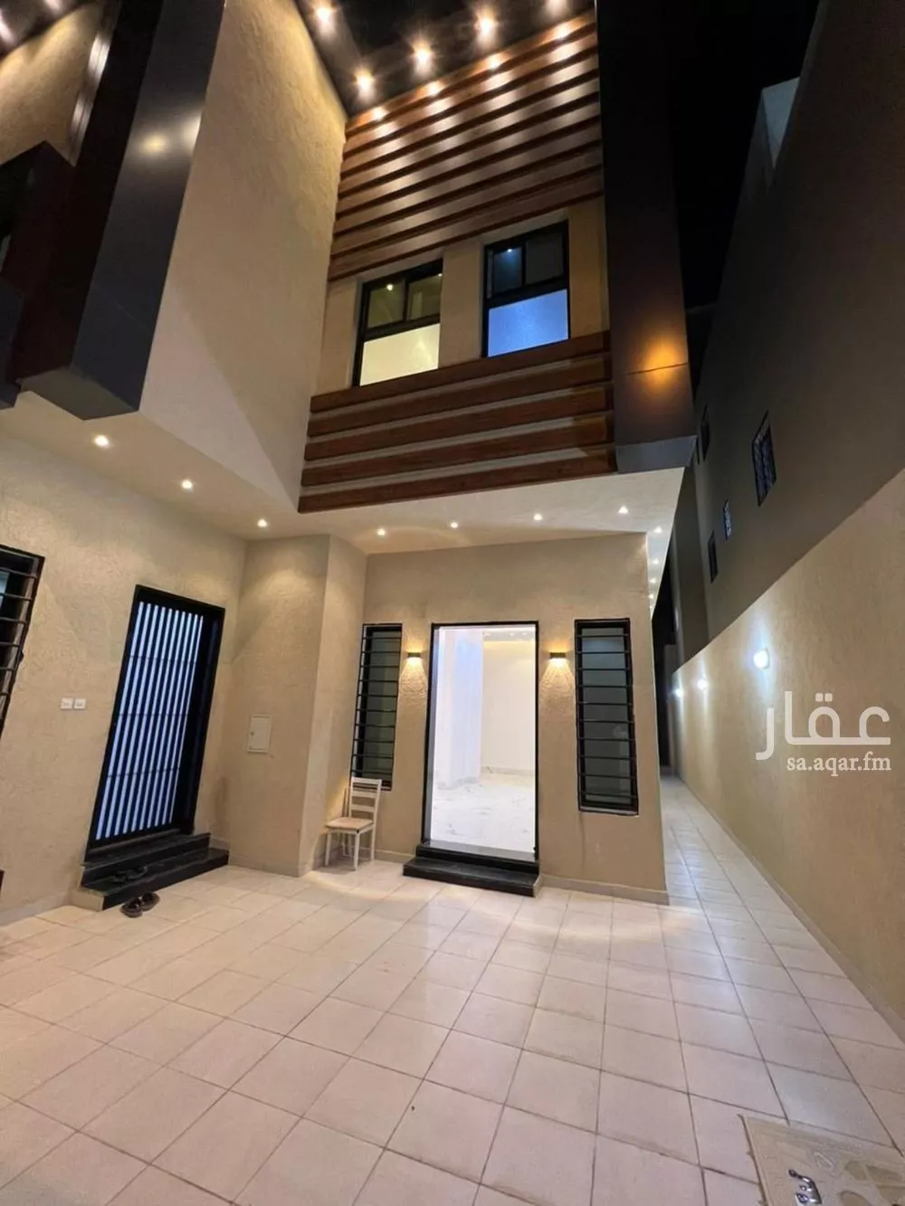 فيلا 6 غرف في القادسية 7