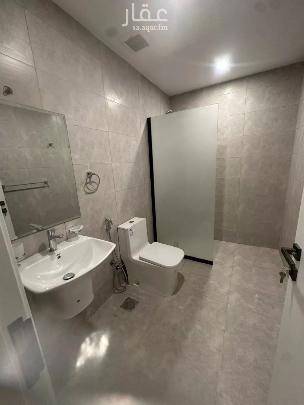 فيلا 5 غرف في النرجس 2