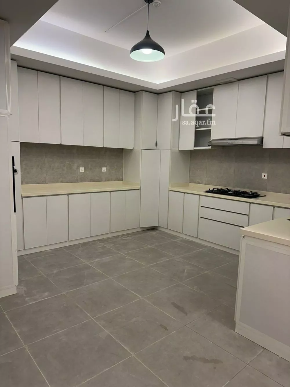 فيلا 5 غرف في النرجس 17