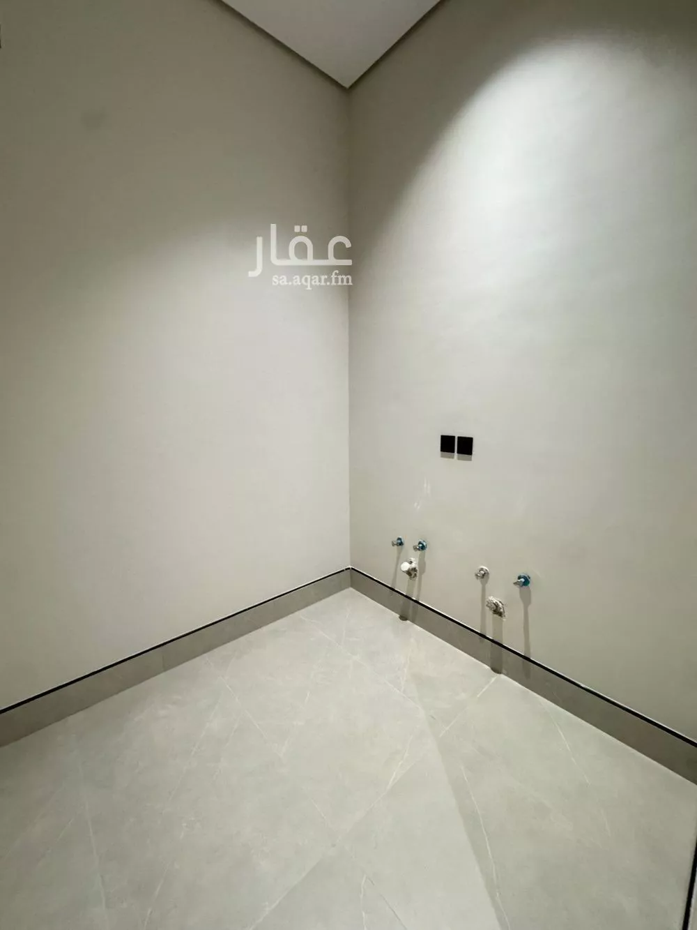 3 bedroom floor in Al Maizilah 11