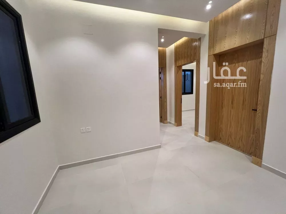 2 bedroom apartment in Al Maizilah 6