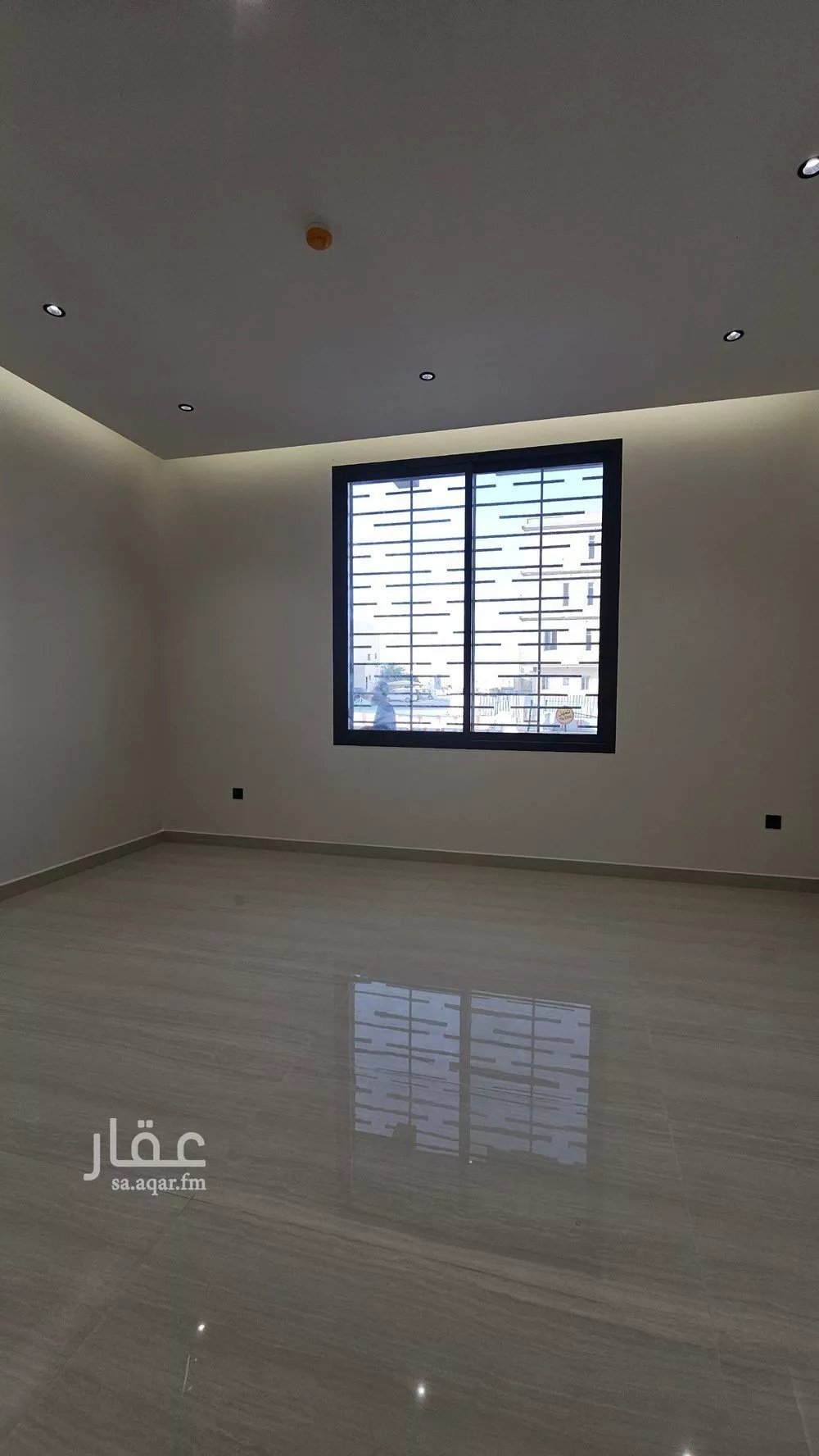 5 bedroom apartment in Al Hazm 6
