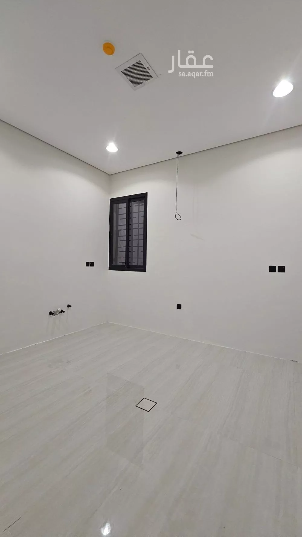 5 bedroom apartment in Al Hazm 9
